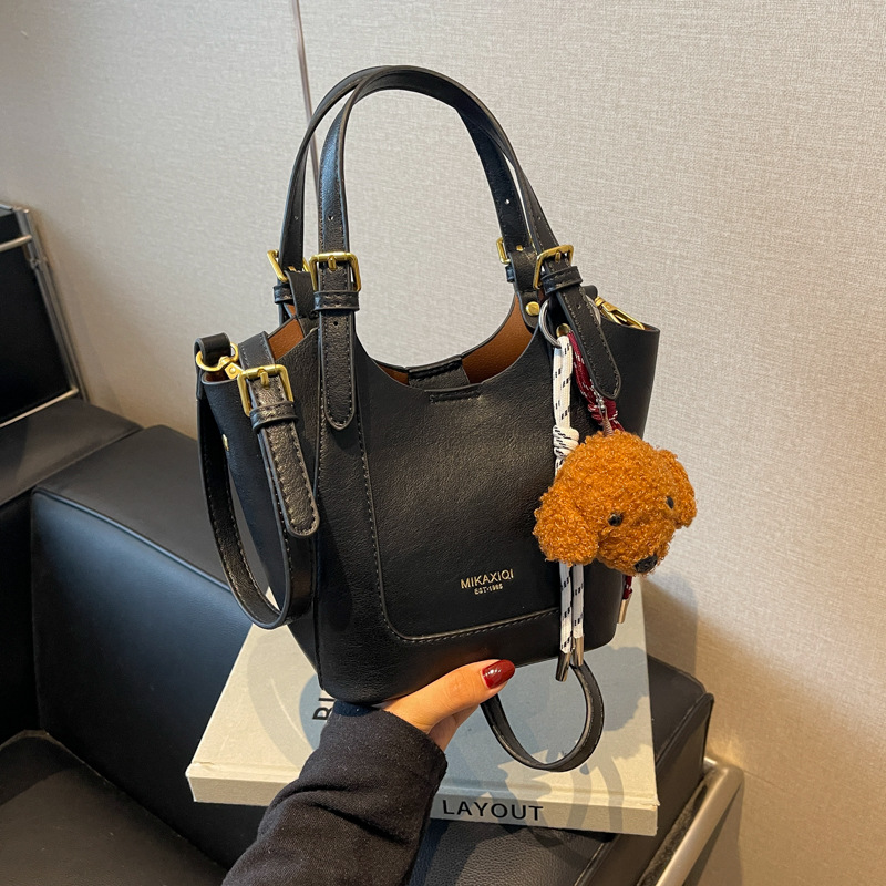 Fashionable crossbody bag for women, stylish single-shoulder bag, new 2024 trendy ins small bag, casual and elegant bucket bag Specification drawing