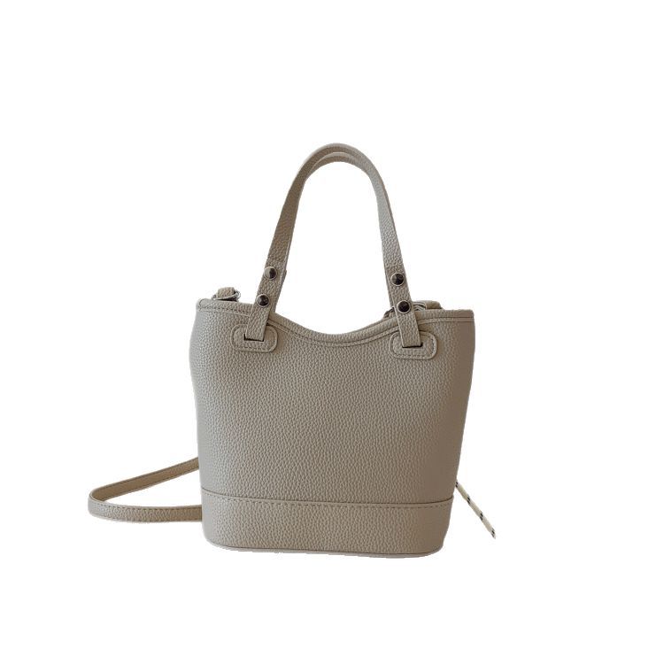 A new 2025 fashionable large-capacity hand-held bucket bag with lychee pattern, a high-end commuter versatile single-shoulder crossbody bag for women Item Picture