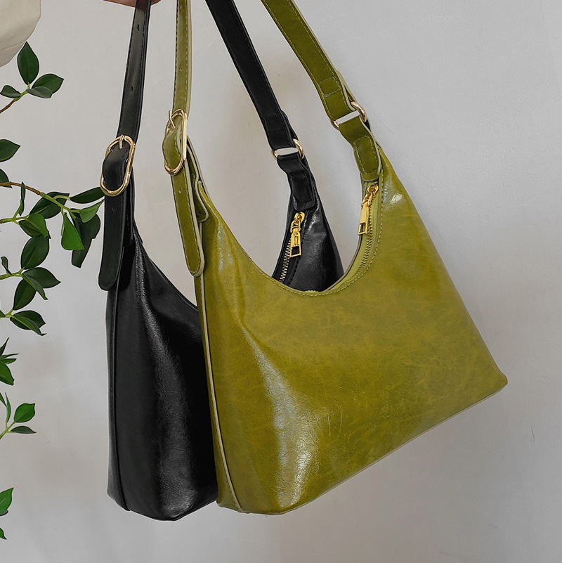 Cross-border retro niche bag for women 2025 new style, trendy and versatile, fashionable baguette bag, high-end single-shoulder armpit bag Application Scenario