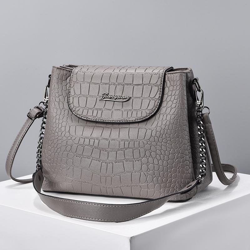 Three-port large-capacity women's bag, trendy and fashionable single-shoulder bag, 2022 new style bag, women's single-shoulder bag, elegant and simple full figure