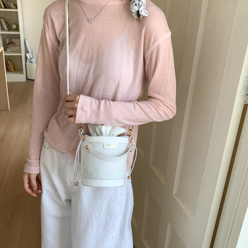Bucket Bag 2025 New Korean-style niche women's bag, cylindrical single-shoulder bag, trendy retro color contrast crossbody bag Specification drawing