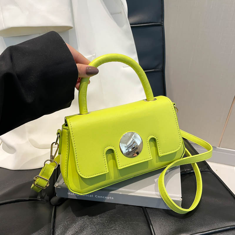 French-style, trendy, simple and stylish 2025 candy-colored Korean-style casual single-shoulder, crossbody and hand-carry women's small square bag full figure