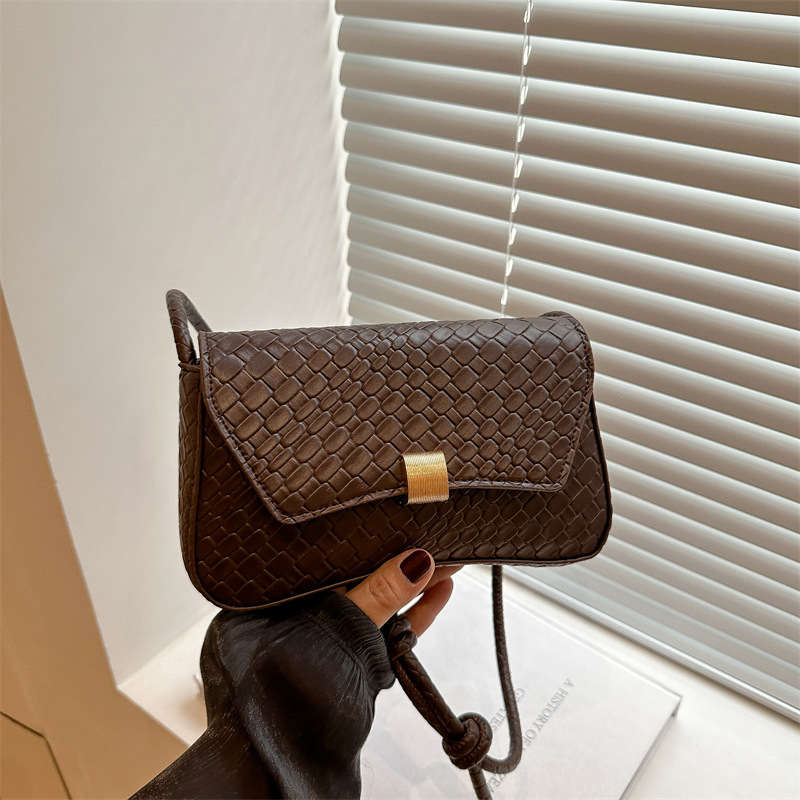 New underarm bag, single-shoulder hand-held baguette bag, fashionable women's bag, crossbody bag, 2025 new casual commuter women's bag full figure