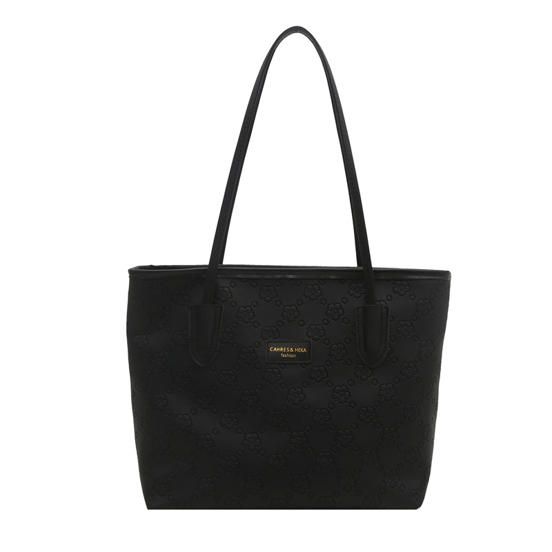 Large-capacity women's 2025 new style summer high-end college student class shoulder bag Versatile commuting tote bag Item Picture