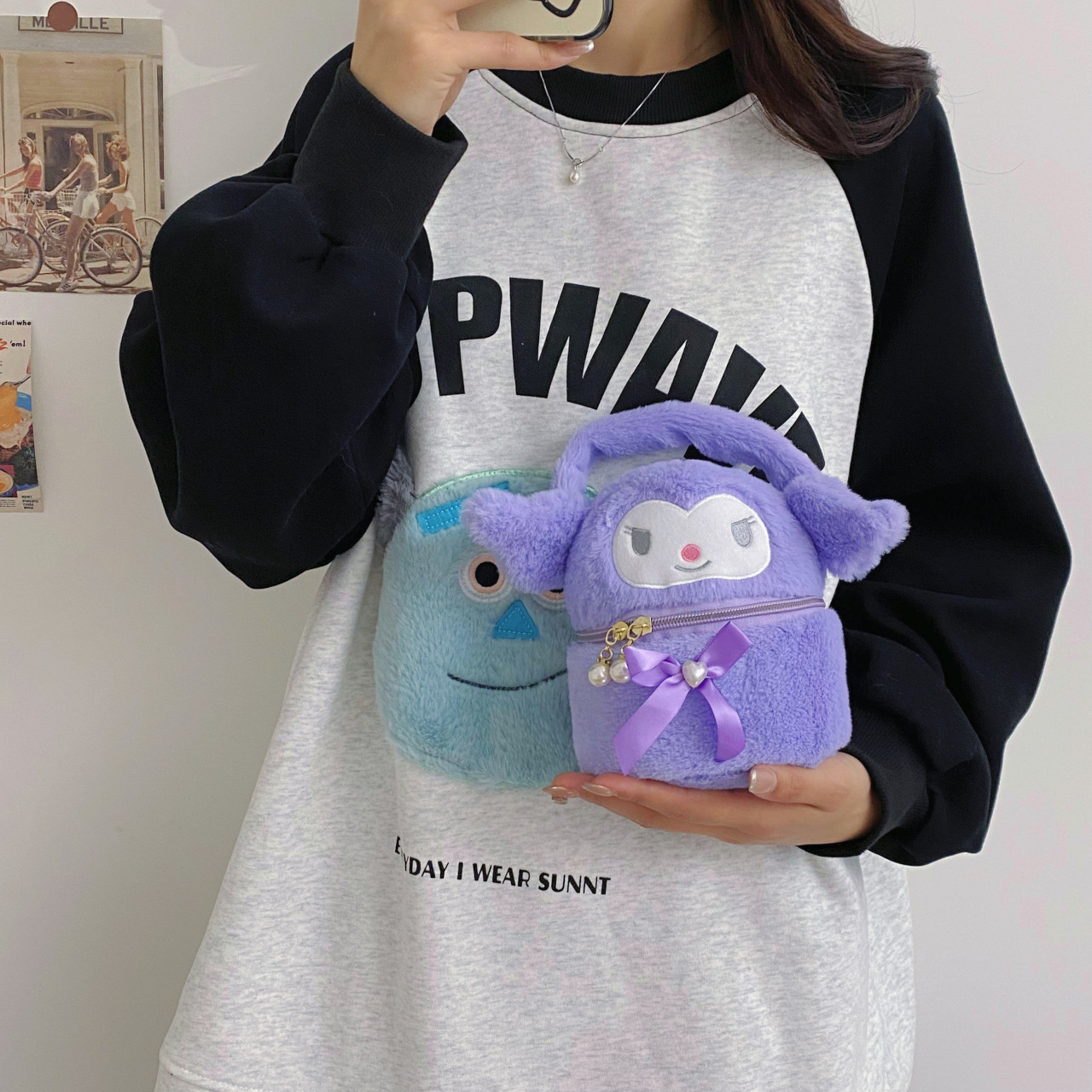 Japanese-style cute big-eared dog plush bucket 2023 new cartoon Melody Soft Girl mini handbag gift Application Scenario