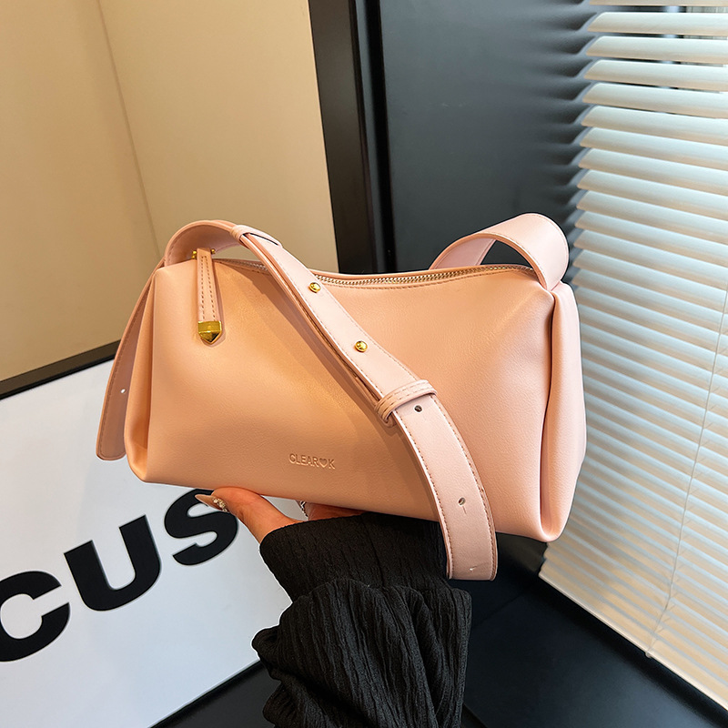 French-style niche design soft pillow bag crossbody bag 2024 new trendy and fashionable single-shoulder bag versatile small bag details Picture