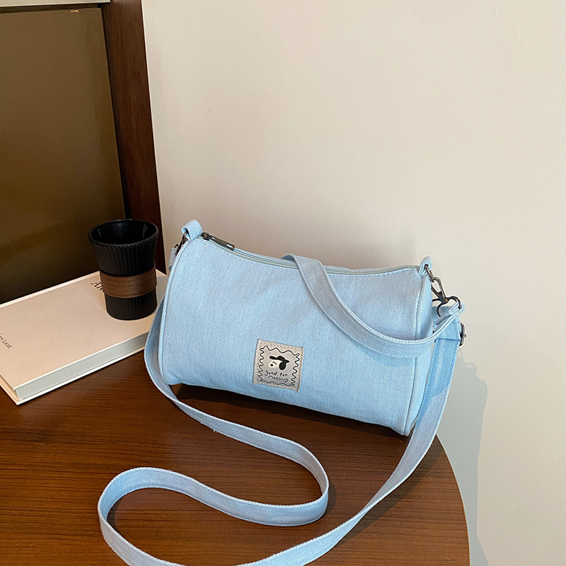 Cute denim crossbody bag, versatile Japanese casual backpack for girls, campus and outdoor pillow bag, fresh and clean single-shoulder bag full figure