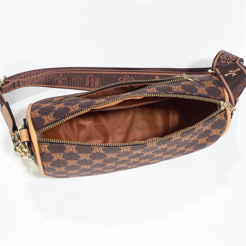New 2023 women's crossbody bag, fashionable cross-border trend, casual and stylish, single-shoulder crossbody bag, dumpling bag wholesale Item Picture