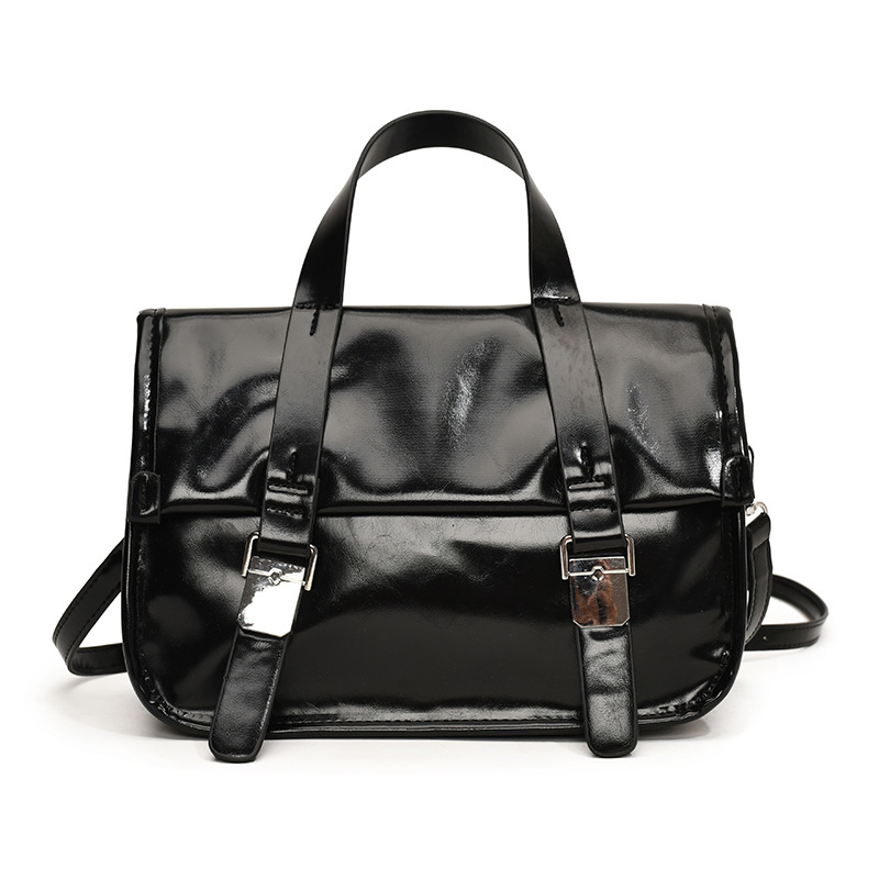 Large-capacity bag, retro and versatile underarm bag, 2024 new casual single-shoulder crossbody bag, hand-carry commuter messenger bag Item Picture
