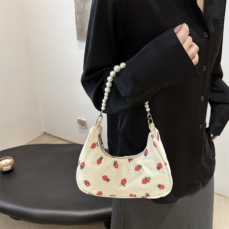 French fashion pearl chain underarm bag, cute strawberry print shoulder bag, versatile corduroy dumpling bag details Picture