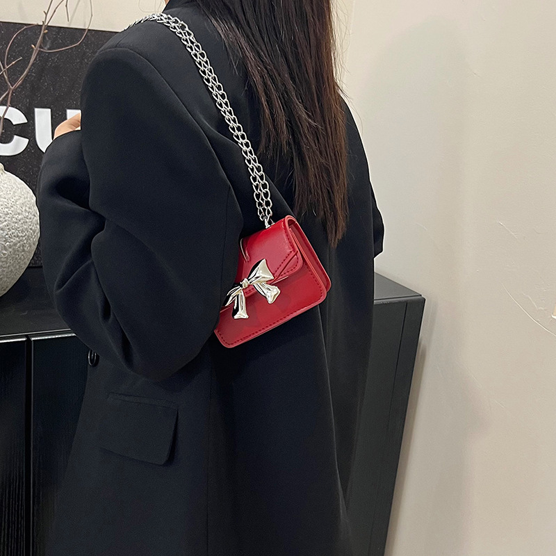 Sweet and cool niche bow bag 2025 New summer Trend Sweet and cool mini lipstick chain bag crossbody small bag for women Specification drawing