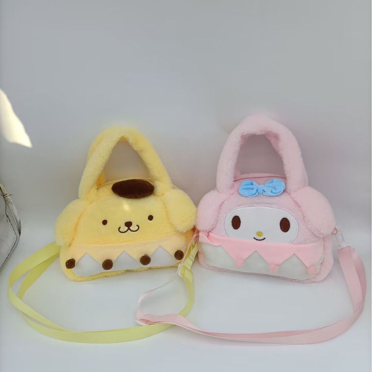 New cartoon Sanrio hand-held plush bag, cute girl single-shoulder crossbody bag, claw machine doll, factory direct sales Specification drawing
