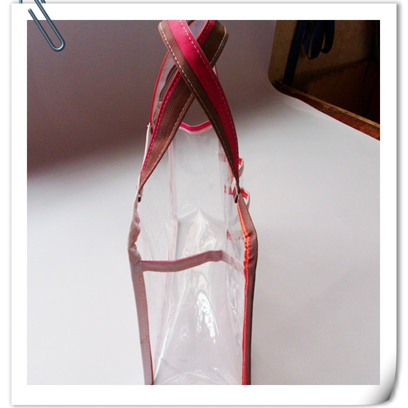 Modern and simple storage bag, transparent storage bag for women's cosmetics and toiletries, wall-mounted convenient handbag Application Scenario