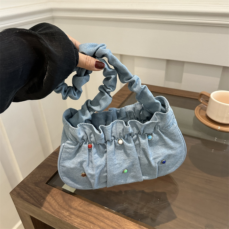 Colorful diamond single-shoulder underarm bag, pleated cloud girl bag, unique and versatile, fashionable baguette handbag, cross-border trend full figure