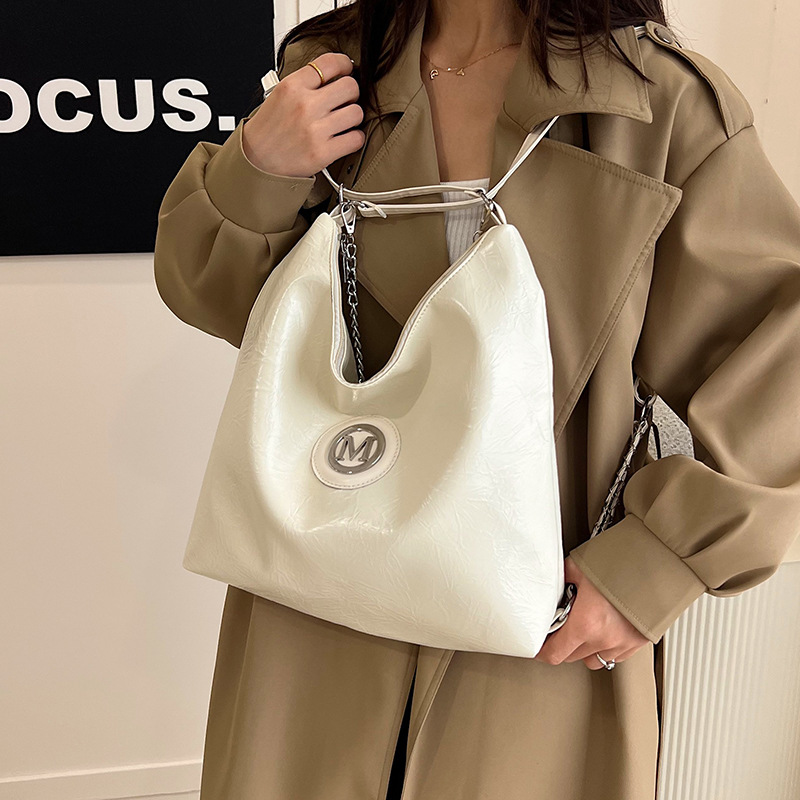 Tote Bag Women 2024 New large-capacity commuting backpack, casual, versatile and multi-functional single-shoulder crossbody bag details Picture
