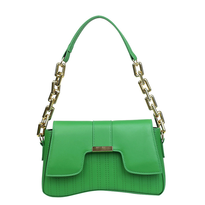 The new 2024 autumn collection of high-quality small handbags for women features a trendy color-blocking crossbody bag that is both casual and stylish, with a small square under the armpits on one shoulder Item Picture