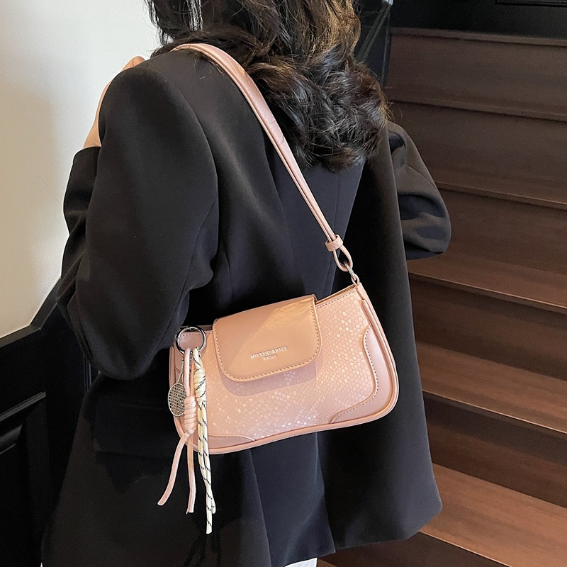 Cross-border solid color hand-held underarm bag for women, new Spring/Summer 2025, simple and stylish single-shoulder bag, fashionable and versatile crossbody bag details Picture