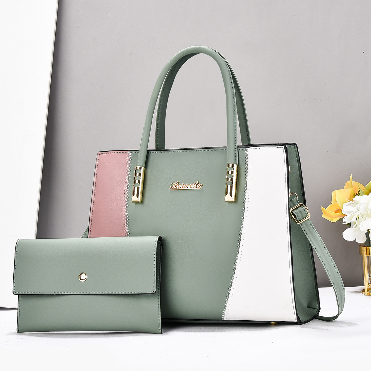 A new style of high-end, simple and versatile mother-and-child bag in candy color, single-shoulder and hand-carry cross-border large-capacity women's bag Application Scenario