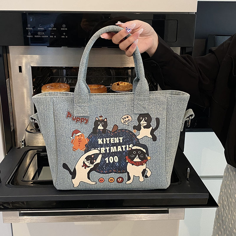 Cartoon denim bag for Girls 2025 New Trendy and fashionable school-style tote bag, casual large-capacity bag full figure