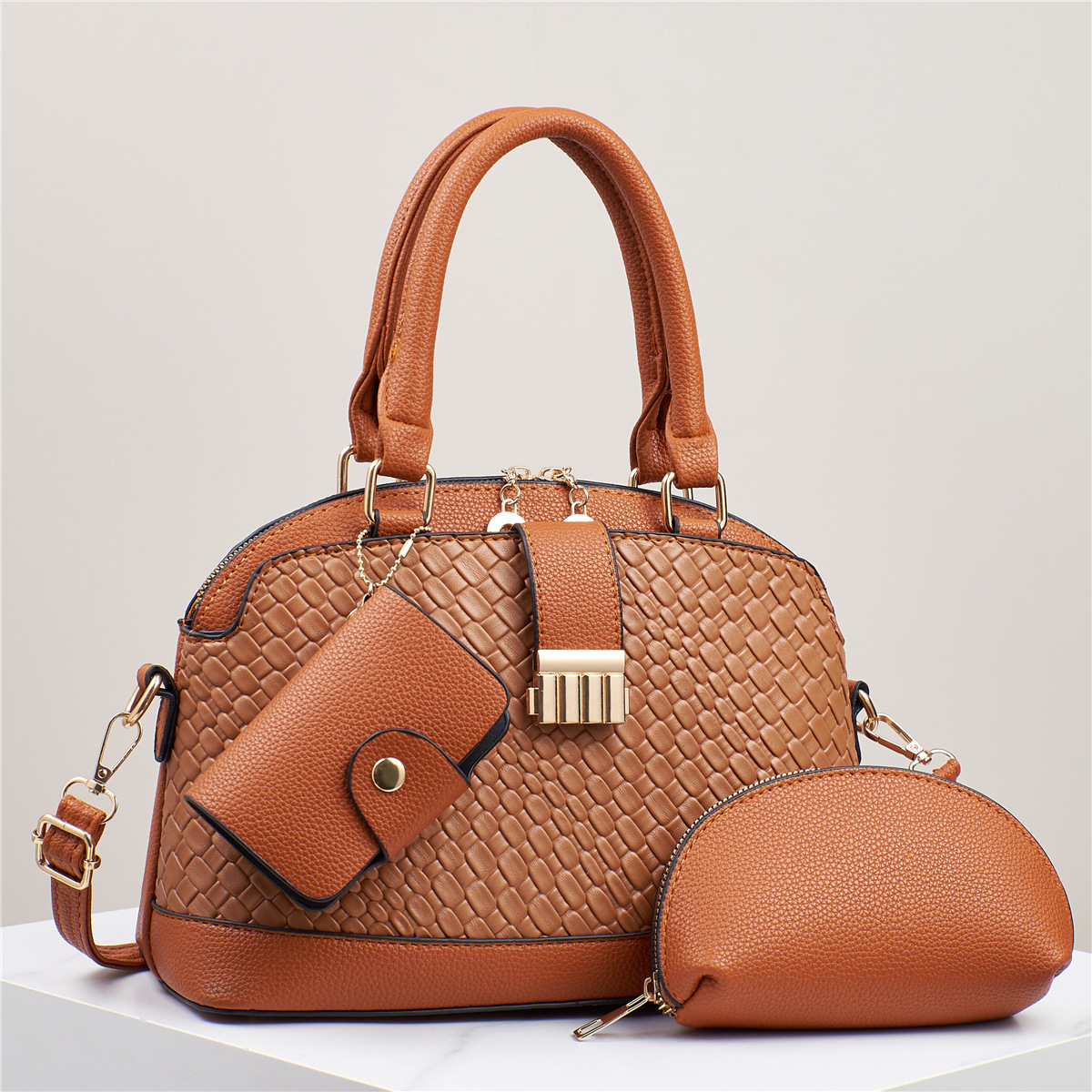 This year's popular women's mother-and-child bag, a retro, simple and fashionable handbag set, a three-piece shell single-shoulder crossbody bag for 2024 details Picture