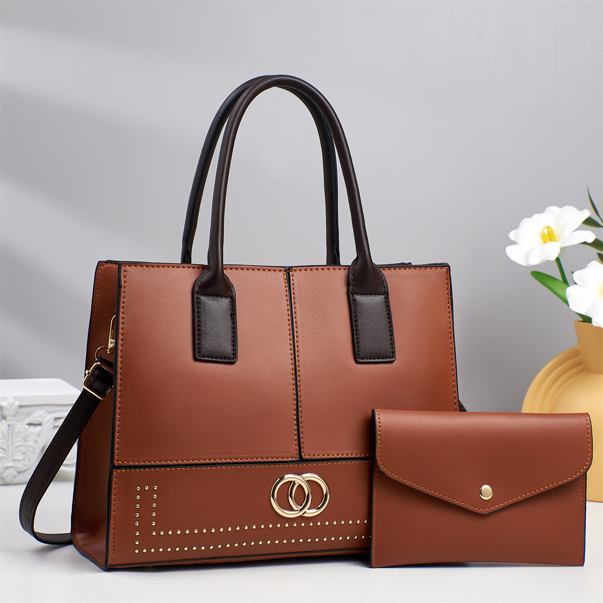 New solid color, personalized and high-end 2025 simple and versatile mother and child bag, single-shoulder and hand-carry cross-border quality large capacity bag full figure