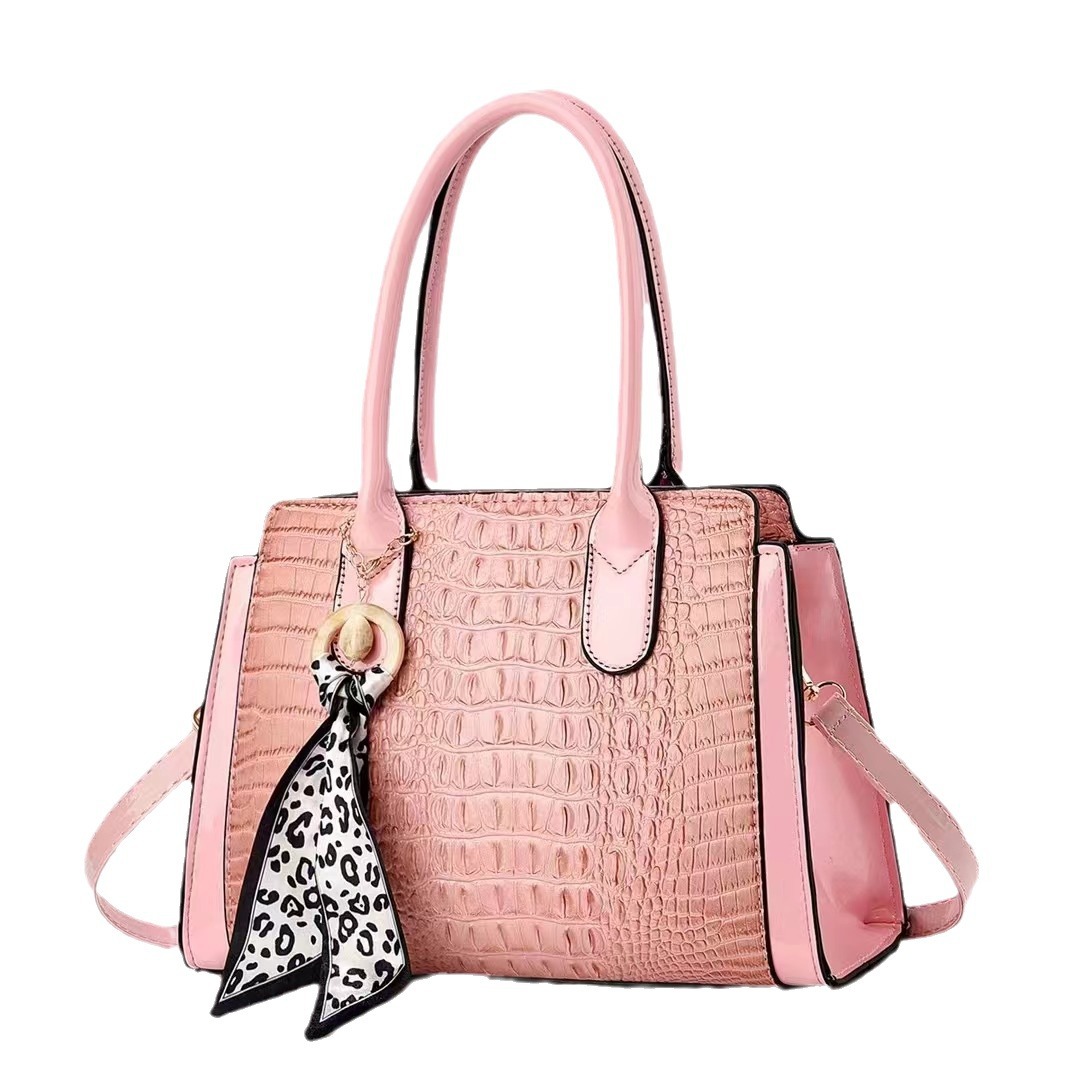 The 2024 new crocodile print handbag is simple and elegant. It is a single-shoulder crossbody women's bag with a large capacity and a stylish look Item Picture