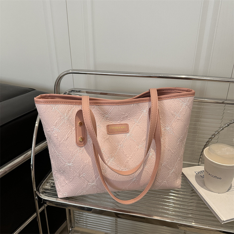 Cross-border commuting simple diamond-shaped bag 2025 New style, fashionable large capacity, casual and stylish single-shoulder tote bag for women full figure