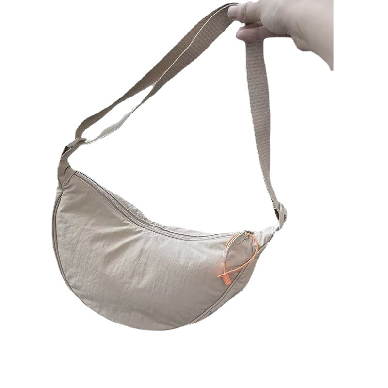 New women's casual dumpling bag, high-end nylon bag, simple women's crossbody bag, fashionable single-shoulder bag, travel bag trend Item Picture