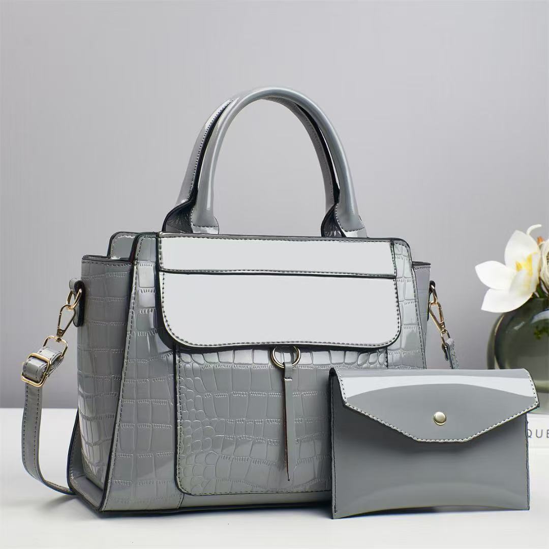 Black large bag for women, 2024 new trendy Korean style, fashionable and versatile crossbody bag, large capacity single-shoulder hand-carry wing bag Specification drawing