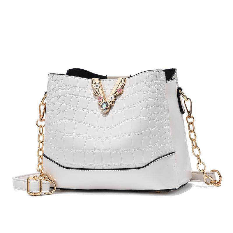 A trendy and stylish 2023 Instagram-worthy single-shoulder crossbody bag and bucket bag for women Item Picture