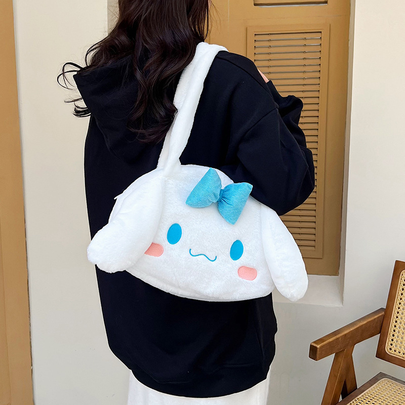 Katong fresh and cute plush single-shoulder bag, girlish heart, large-capacity tote underarm bag, birthday gift cross-border wholesale Application Scenario