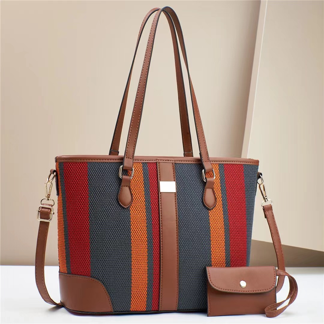 A large-capacity, retro and casual tote bag for women in 2024, a fashionable and versatile single-shoulder crossbody handbag Specification drawing