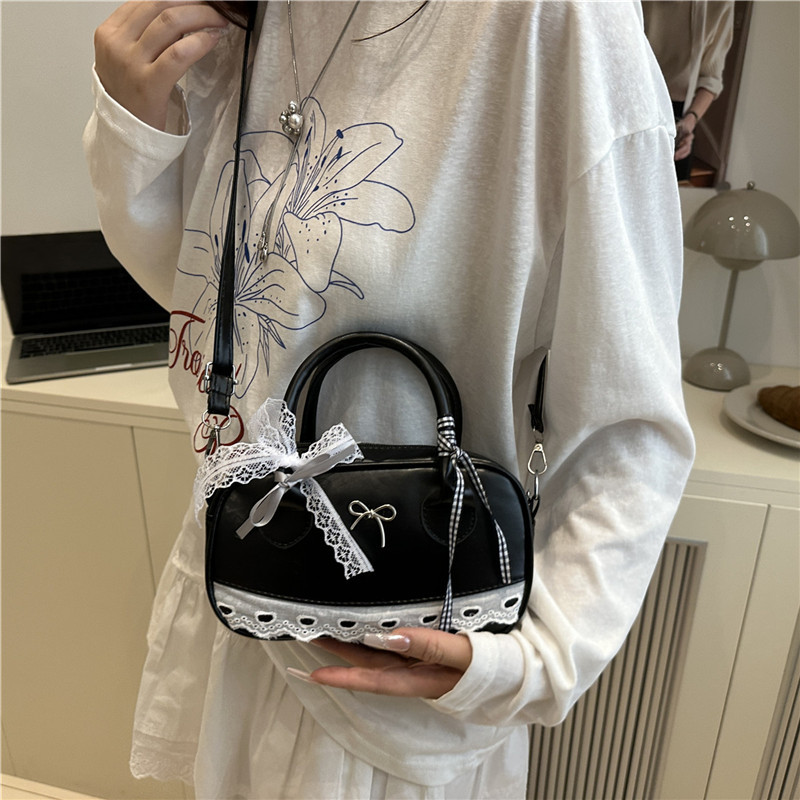 A trendy, versatile and cute lace hand-held Boston bag for women, a high-end single-shoulder crossbody bag for summer 2025 Specification drawing