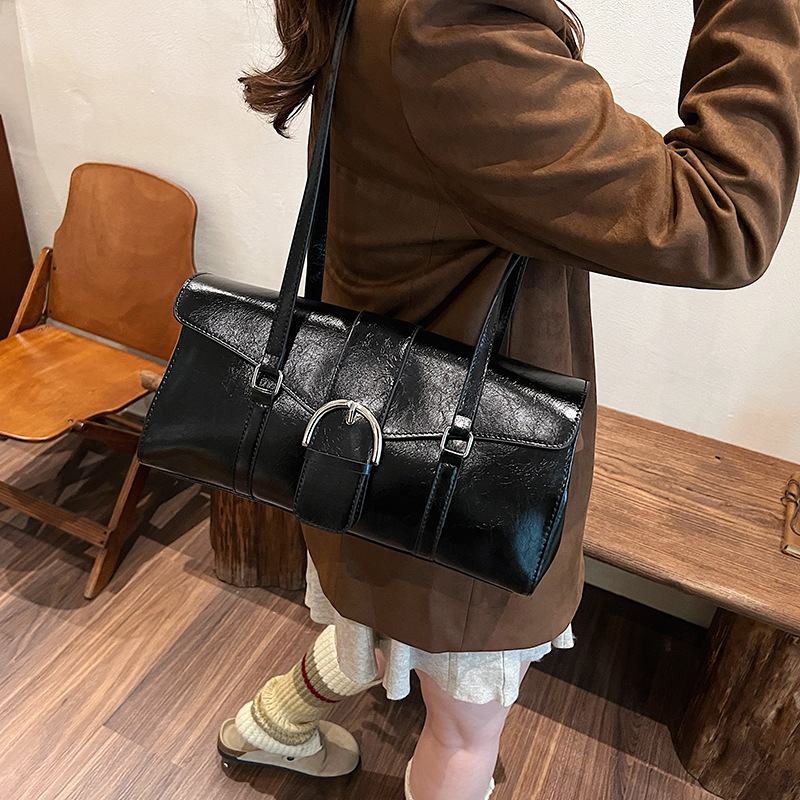 Cross-border 2025 New retro and fashionable oil wax leather underarm bag for women, high-end, niche design, trendy single-shoulder bag Specification drawing