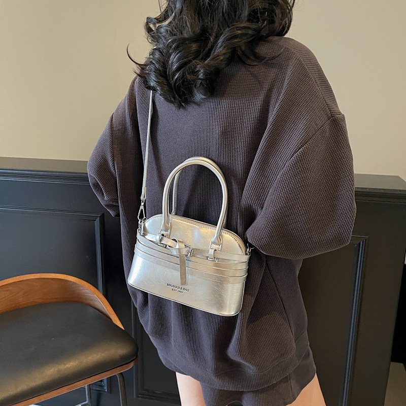 High-end quality handbag for women, Spring/Summer 2025 new retro versatile single-shoulder bag, stylish and versatile crossbody shell bag Specification drawing