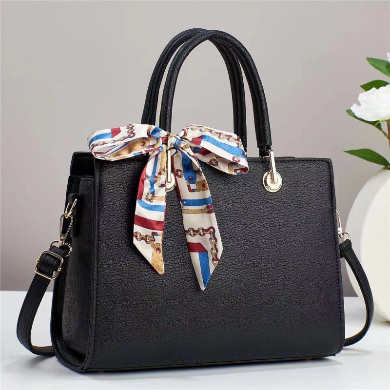 2024 new high-end handbag, large-capacity middle-aged mom bag, fashionable and high-end texture women's bag, one-piece consignment details Picture