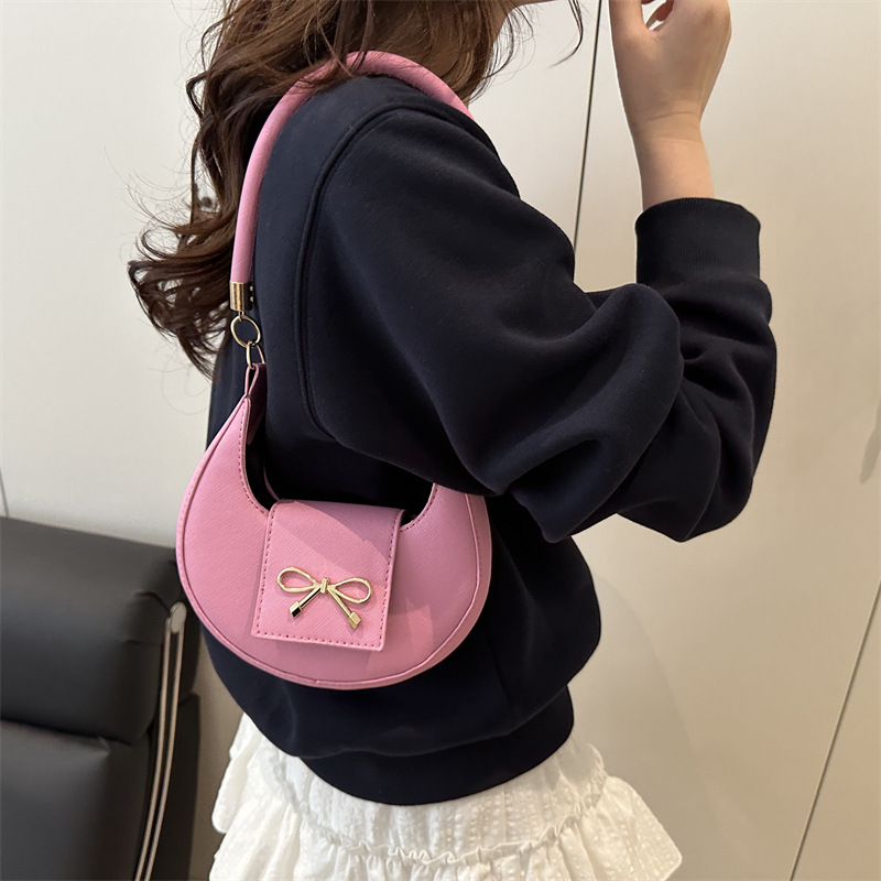 2025 New trendy, simple and individual dumpling bag, casual and textured underarm bag, solid color and stylish single-shoulder bag for women Specification drawing