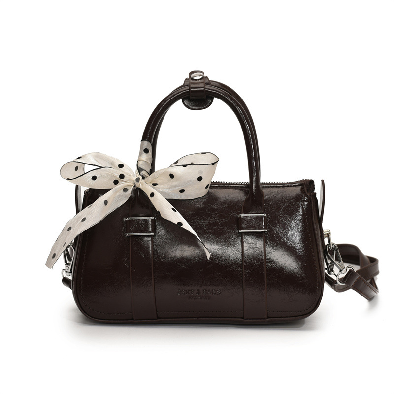 The 2025 new super popular hand-held small square bag for women, a retro casual commuting single-shoulder bag in solid color, simple and versatile crossbody bag Item Picture
