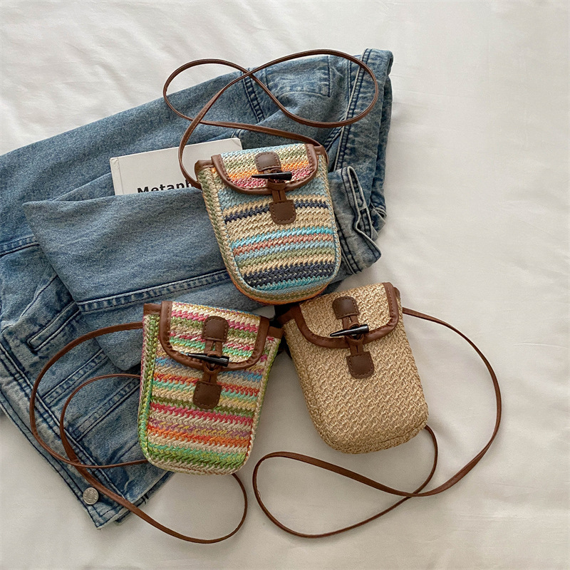 The 2024 new large-capacity, stylish summer rainbow-striped straw weaving bag for women. It is a small square crossbody bag for mobile phones Application Scenario
