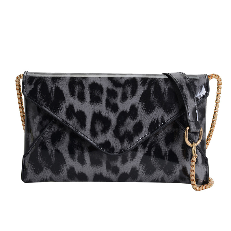 Leopard print women's bag 2025 New style fashionable and versatile single-shoulder crossbody bag, stylish and retro chain envelope bag, mobile phone bag for women Item Picture