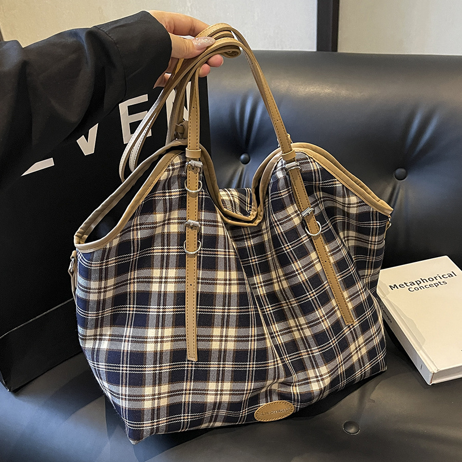 Korean style trendy and fashionable retro checkered canvas tote bag for women 2024 new versatile, casual and lightweight single-shoulder large bag full figure
