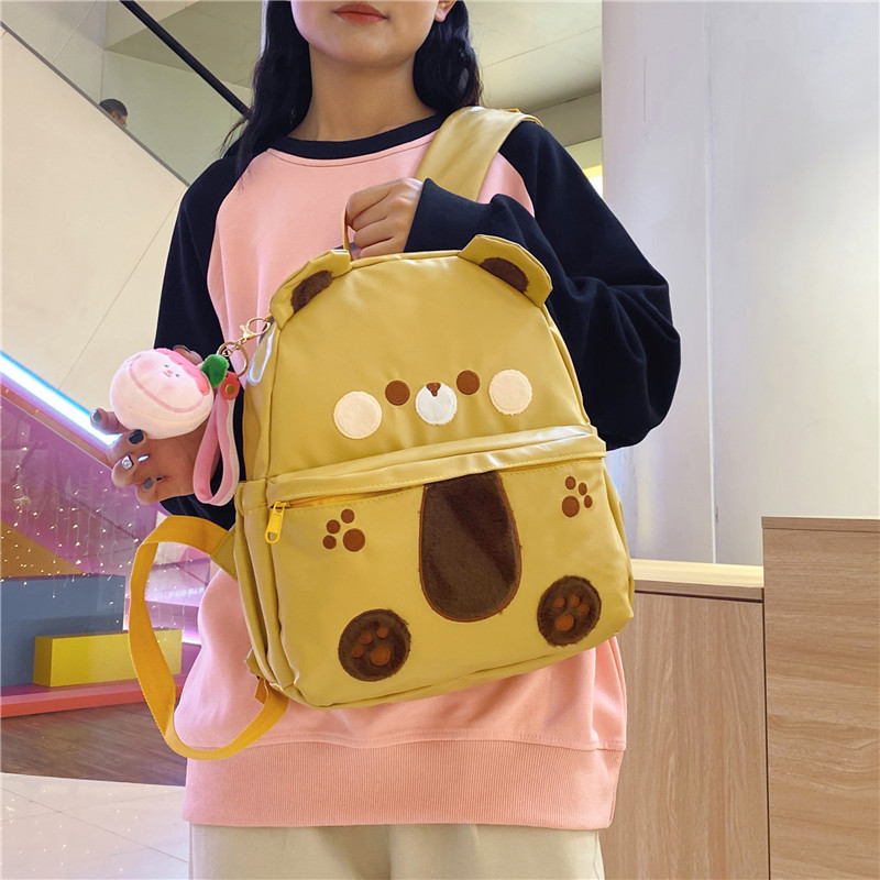 Cute Little bear large-capacity bag 2023 new style bag backpack, fashionable and versatile cartoon large-capacity class bag Application Scenario