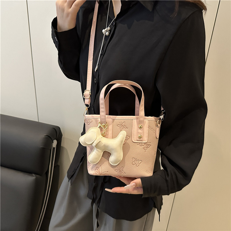 Hand-held fashionable bow bucket bag for women, summer 2025, Korean style, simple and versatile single-shoulder bag, high-end crossbody bag details Picture