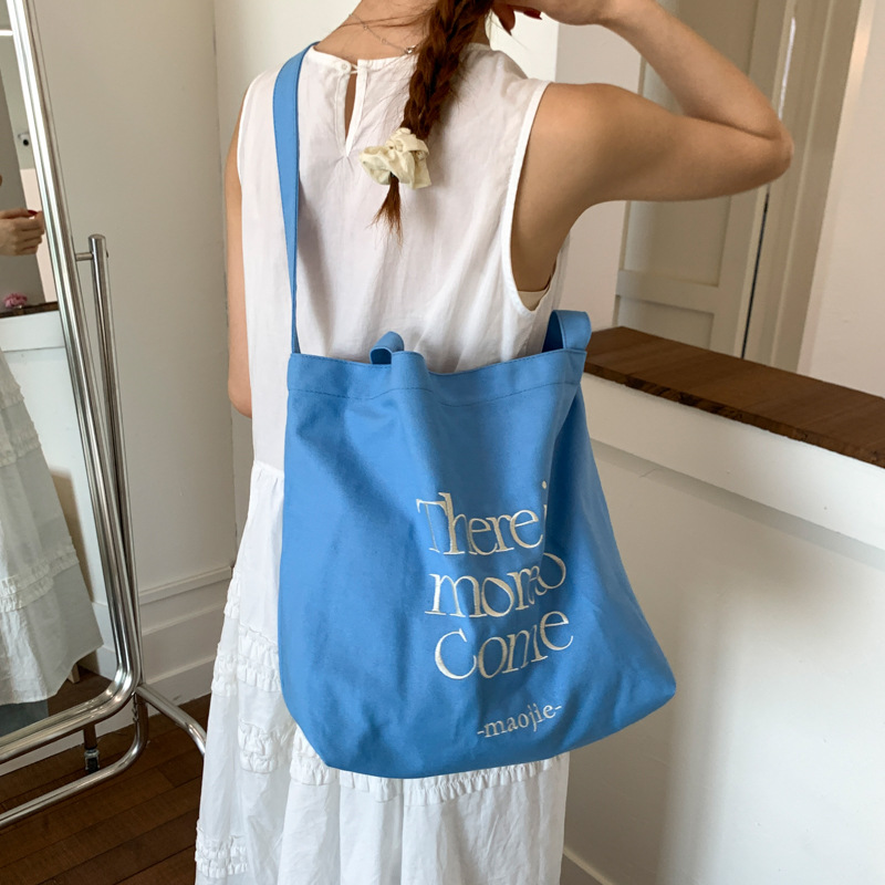 Letter-embroidered canvas bag, large-capacity tote bag, Korean-style casual commuting bag, student single-shoulder bag, trendy crossbody bag Specification drawing