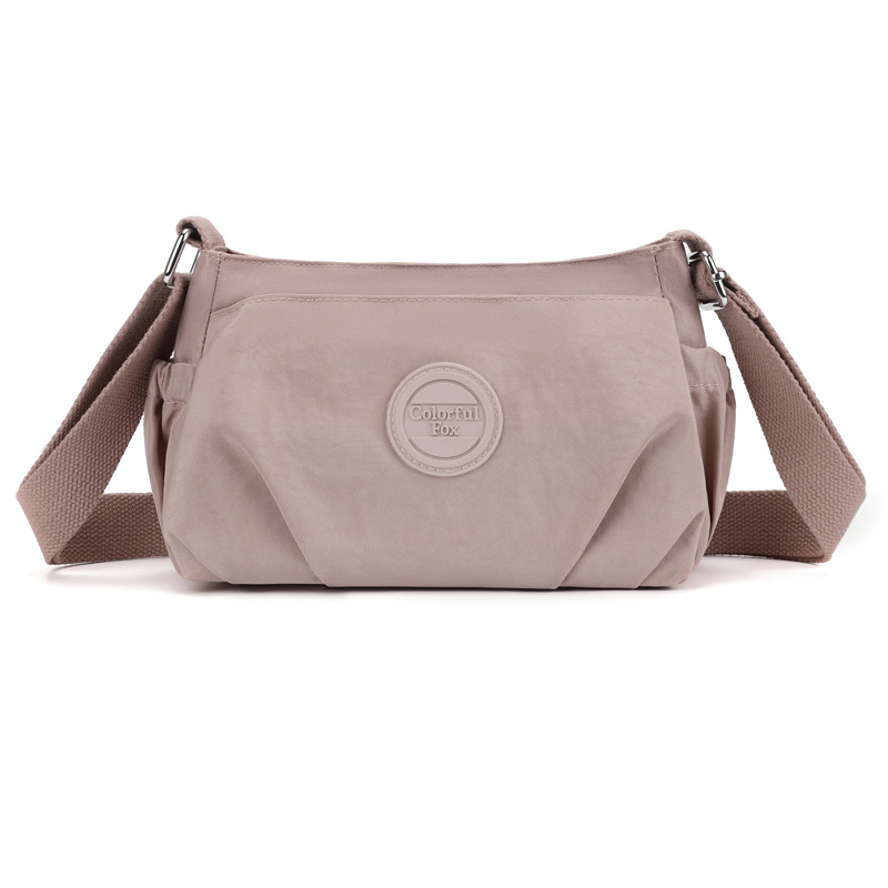 Colorful Fox's new single-shoulder bag, a Korean-style fashionable and casual crossbody bag with pleated water-resistant nylon Item Picture
