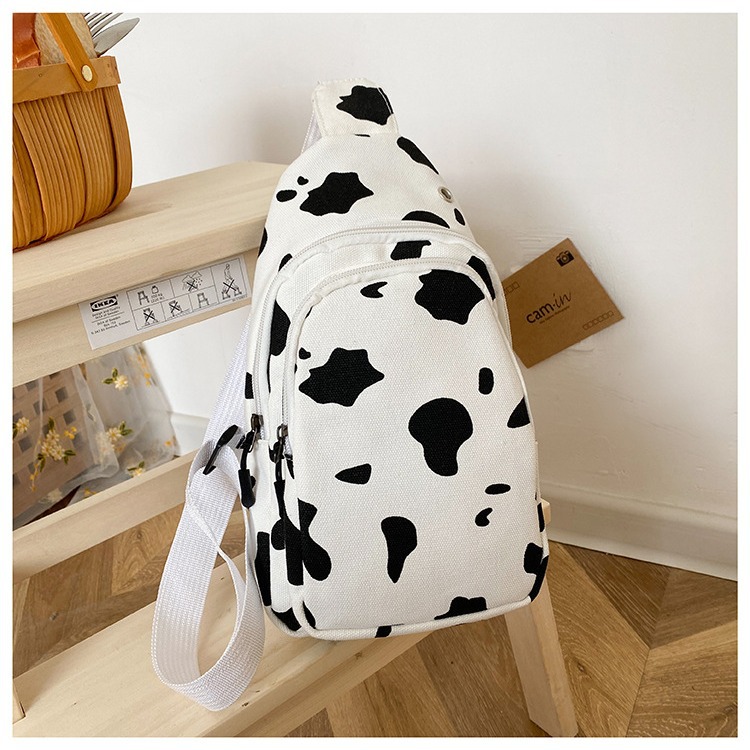 Trendy printed canvas small bag, trendy check pattern, fresh and cute girl's chest bag, fashionable for going out, mobile phone, coin purse Specification drawing