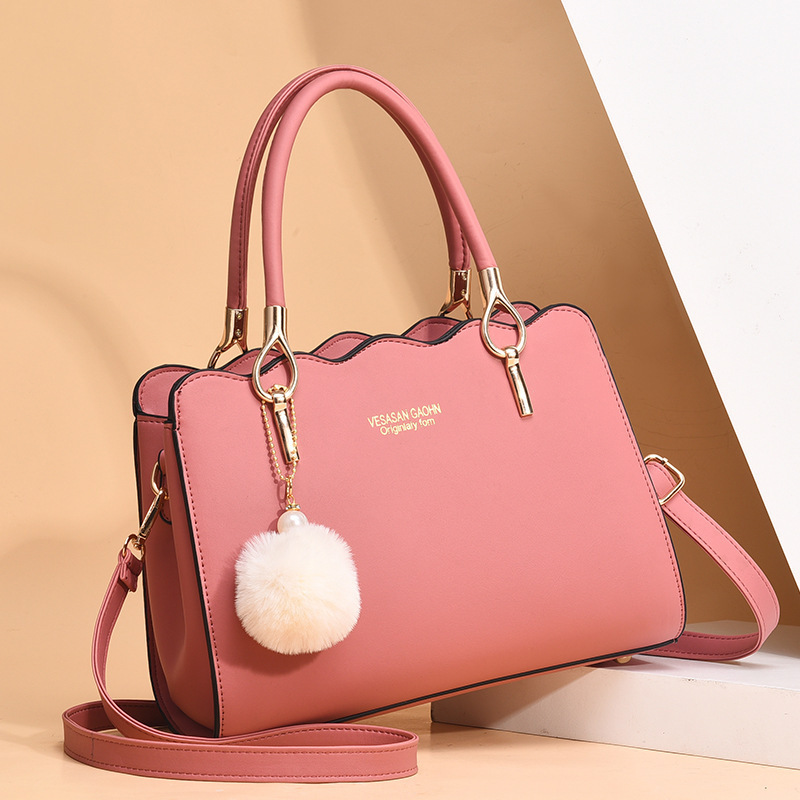 Large-capacity women's handbag, 2022 new trendy and fashionable middle-aged mom bag, single-shoulder crossbody bag for export Specification drawing