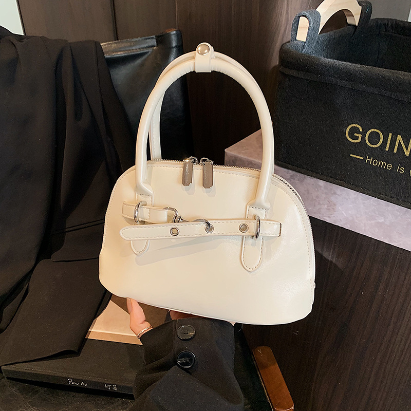 Trendy shell bag for women 2025 New style, retro bowling bag, casual hand-held crossbody bag, small commuting handbag full figure