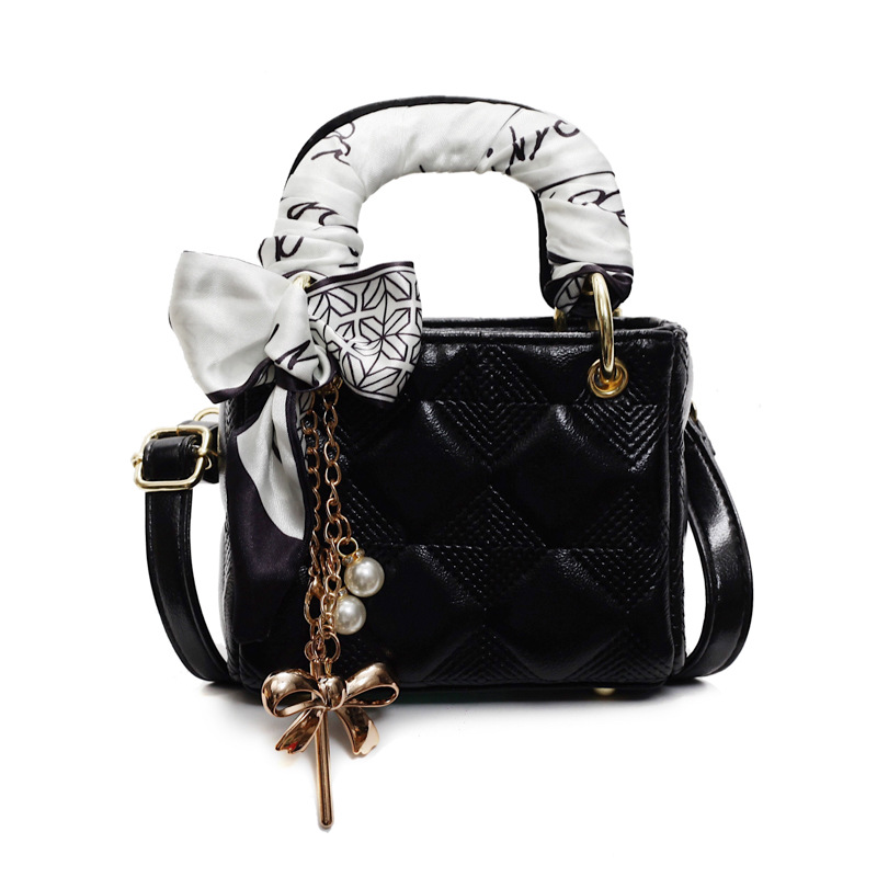 A trendy and fashionable mini handbag designed for women in 2025, a versatile crossbody bag with a red envelope opening Item Picture