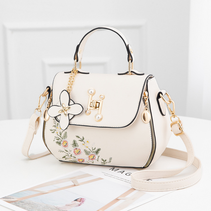 Factory direct sales of women's bags 2022 new style Versatile middle-aged mom bag Embroidered single-shoulder crossbody women's handbag full figure